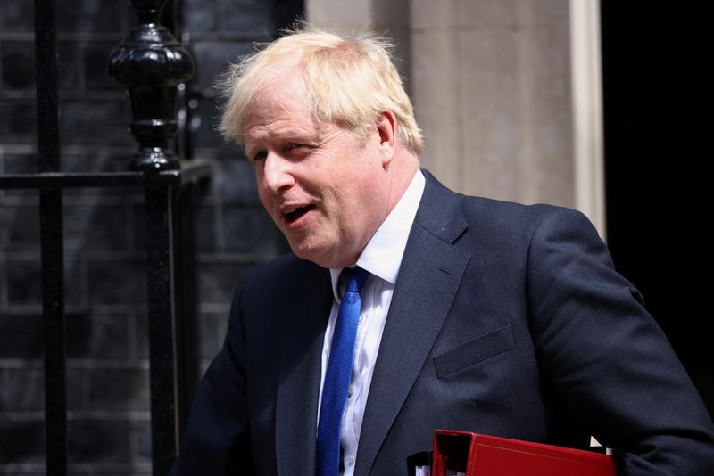 &copy; Reuters. Le Premier ministre britannique Boris Johnson va présenter sa démission, rapportent jeudi plusieurs médias britanniques, dont la BBC. /Photo prise le 6 juillet 2022/REUTERS/Henry Nicholls