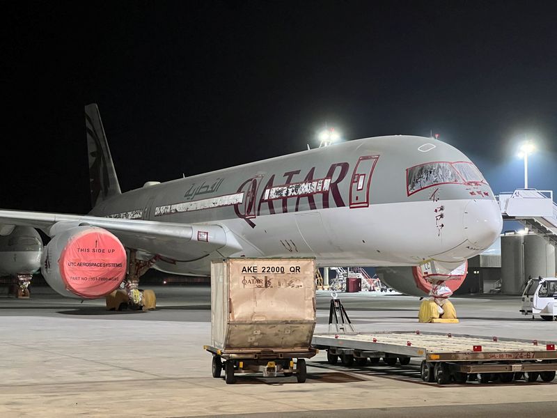 &copy; Reuters. A view shows the Qatar Airways' airbus A350 parked outside Qatar Airways maintenance hangar in Doha, Qatar, June 20, 2022. Picture taken June 20, 2022. REUTERS/Imad Creidi