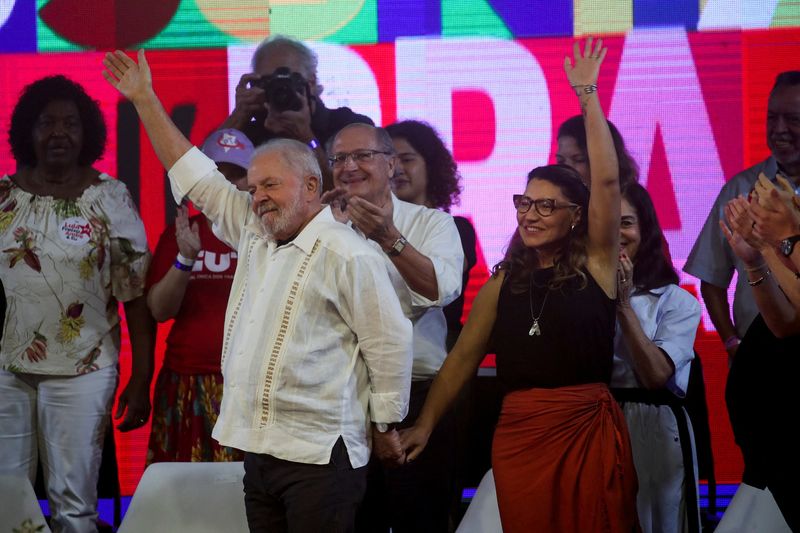 &copy; Reuters. Presidente Luiz Inácio Lula da Silva e a mulher, Janja, em evento no Rio de Janeiro
07/07/2022
REUTERS/Ricardo Moraes