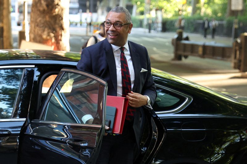 &copy; Reuters. British Education Secretary James Cleverly arrives for a television interview in London, Britain, July 8, 2022. REUTERS/Phil Noble