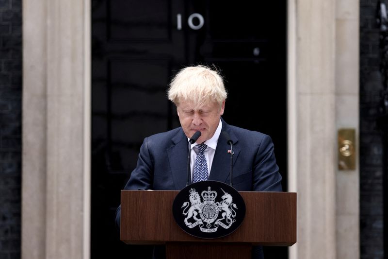 &copy; Reuters. Primeiro-ministro do Reino Unido, Boris Johnson, anuncia renúncia do cargo durante pronunciamento na residência oficial de Downing Street, em Londres
07/07/2022 REUTERS/Henry Nicholls