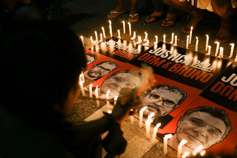 &copy; Reuters. Manifestação em São Paulo após a morte do jornalista Dom Phillips e do ingenista Bruno Pereira no Amazonas
23/06/2022
REUTERS/Carla Carniel