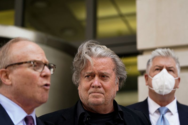 US judge declines to delay former Trump adviser Bannon's contempt trial