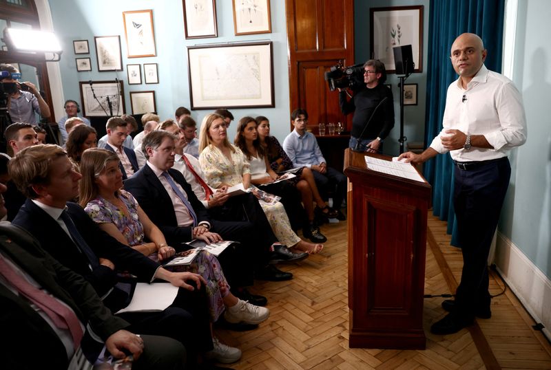 © Reuters. Former Health Minister Sajid Javid speaks to the media at an event to launch his campaign to be the next Conservative leader and Prime Minister, in London, Britain, July 11, 2022. REUTERS/Henry Nicholls