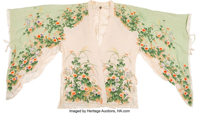 &copy; Reuters. Un kimono de Amelia Earhart es exhibido en una foto sin fecha. Heritage Auctions, HA.com/Handout via REUTERS