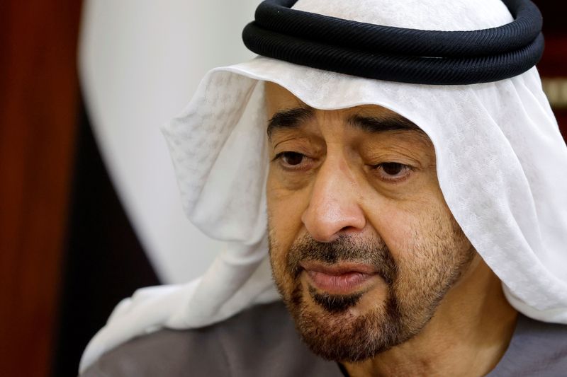 &copy; Reuters. رئيس الإمارات الشيخ محمد بن زايد آل نهيان في قصر المشرف في أبو ظبي يوم 15 مايو أيار 2022. صورة لرويترز من ممثل لوكالات الأنباء.
