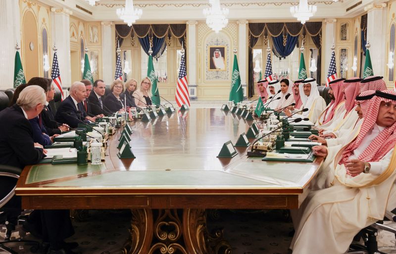 U.S. and Saudi Arabia sign 18 agreements in energy, other areas -state TV
