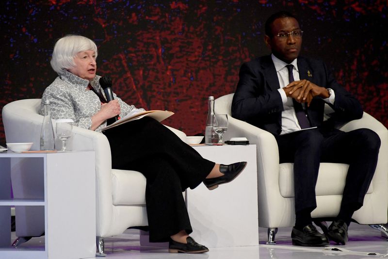 &copy; Reuters. وزيرة الخزانة الأمريكية جانيت يلين تتحدث على هامش اجتماعات وزراء المالية ومحافظي البنوك المركزية بدول مجموعة العشرين بإندونيسيا في 15 يولي