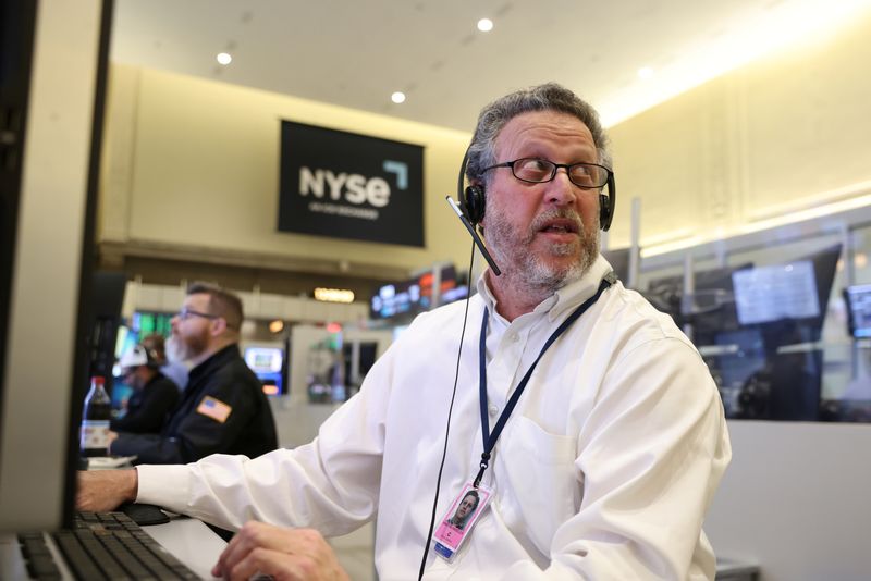 &copy; Reuters. FILE PHOTO: A Market Maker works on the options trading floor at NYSE American Options in the New York Stock Exchange in Manhattan, New York City, U.S., May 19, 2022. REUTERS/Andrew Kelly