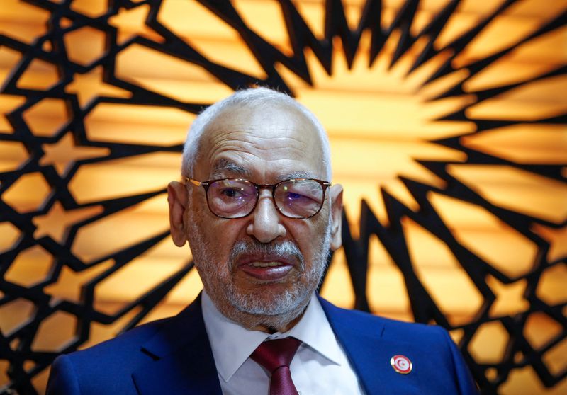 &copy; Reuters. السياسي الإسلامي التونسي راشد الغنوشي أثناء مقابلة مع رويترز في تونس يوم 15 يوليو تموز 2022. تصوير : زبير سويسي-رويترز .