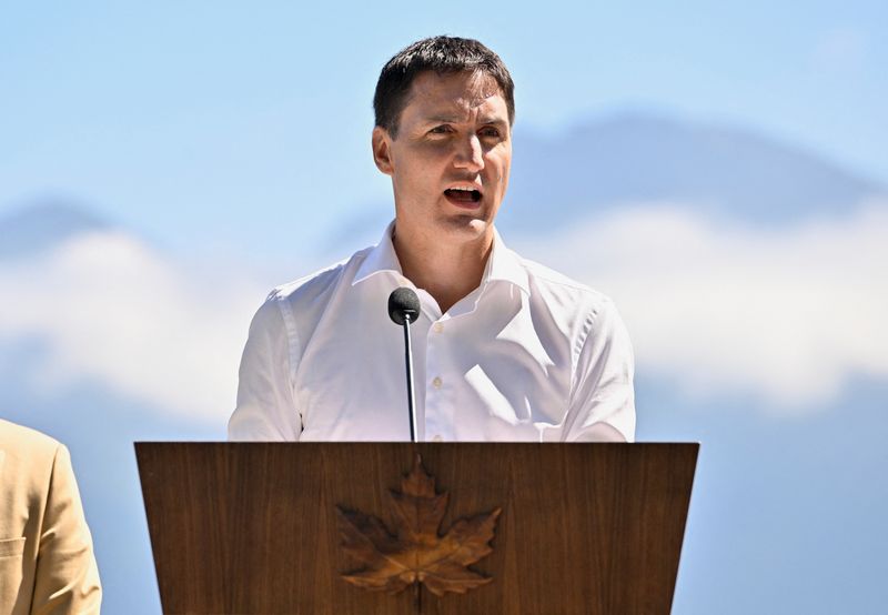 &copy; Reuters. Canada's Prime Minister Justin Trudeau makes an announcement on Bowen Island in British Columbia, Canada, July 19, 2022.  REUTERS/Jennifer Gauthier