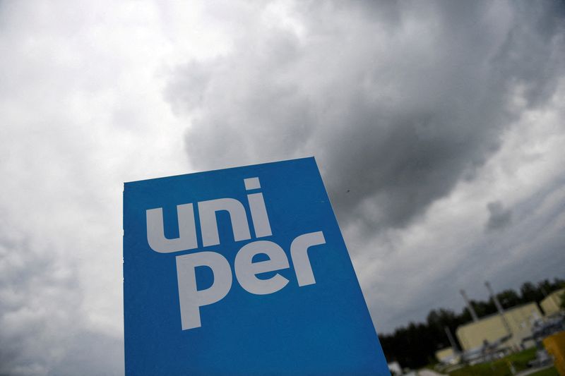 &copy; Reuters. Uniper pourrait être autorisé à répercuter une partie de la hausse des coûts du gaz sur ses clients. /Photo d'archives/REUTERS/Andreas Gebert
