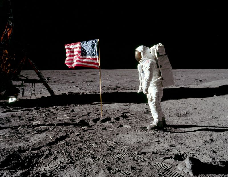 &copy; Reuters. Foto de archivo del astronauta Buzz Aldrin posando en la luna 
Jul 20, 1969. 
 Neil Armstrong/NASA/Handout via REUTERS   