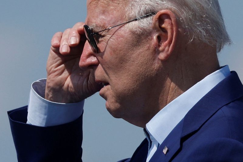 &copy; Reuters. FILE PHOTO: U.S. President Joe Biden delivers remarkson climate change and renewable energy at the site of the former Brayton Point Power Station in Somerset, Massachusetts, U.S., July 20, 2022. REUTERS/Jonathan Ernst