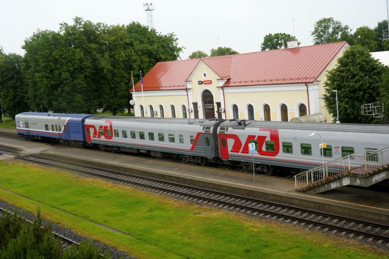 &copy; Reuters. Trem de carga do exclave russo de Kaliningrado para Moscou chega a estação de trem em Kybartai, na Lituânia
21/06/2022
REUTERS/Ints Kalnins