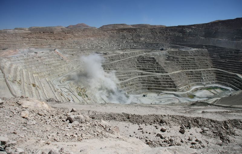 Proyecto de regalías mineras en Chile podría desalentar inversiones, dice alto ejecutivo BHP: diario