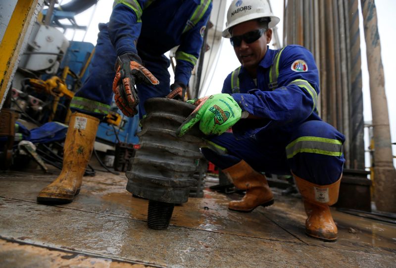 &copy; Reuters. Plataforma de petróleo em Castilla La Nueva, na Colômbia
26/06/2018
REUTERS/Luisa Gonzalez
