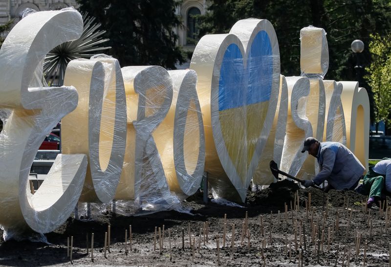 &copy; Reuters. شعار مسابقة يوروفيجن الغنائية في كييف. صورة من أرشيف رويترز.