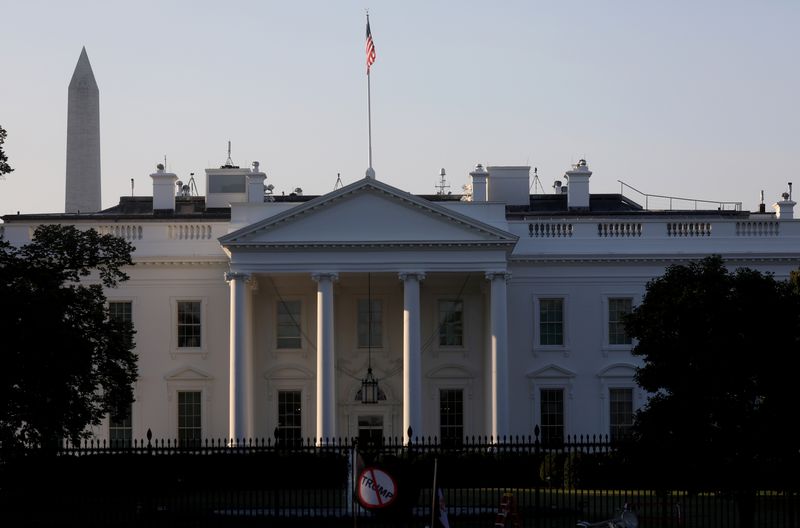 &copy; Reuters. FILE PHOTO: A general view of the White House in Washington, U.S., October 7, 2020. REUTERS/Leah Millis  