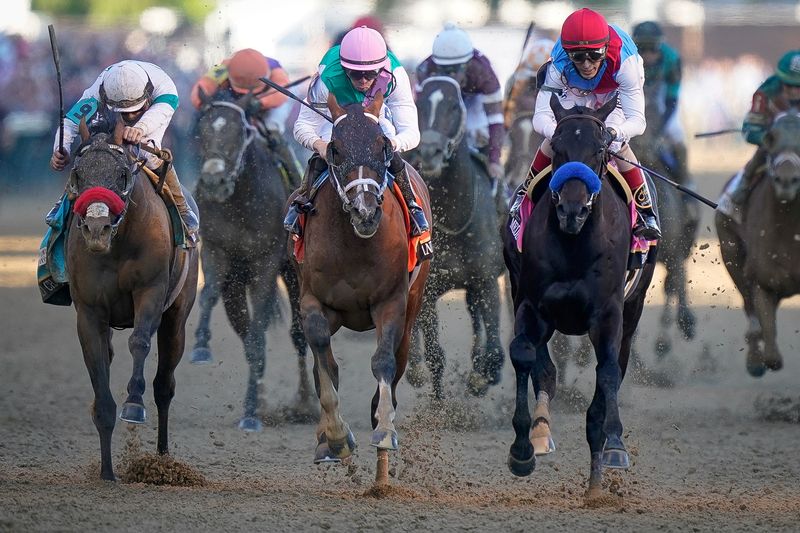 Horse racing-Judge halts implementation of safety law in Louisiana and West Virginia