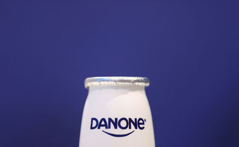 &copy; Reuters. FOTO DE ARCHIVO: El logotipo de Danone en París
