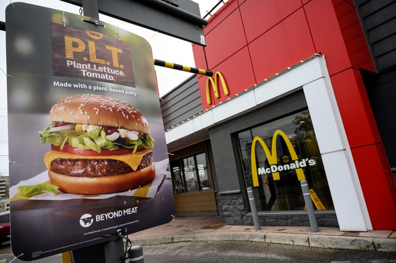&copy; Reuters. FILE PHOTO: A sign promoting McDonald's "PLT" burger with a Beyond Meat plant-based patty at one of 28 test restaurant locations in Ontario, Canada October 2, 2019. REUTERS/Moe Doiron