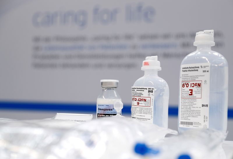 &copy; Reuters. FILE PHOTO: Samples of products of Fresenius and Fresenius Medical Care are on display during the company's annual news conference at their head quarters in Bad Homburg Germany, February 20, 2019.  REUTERS/Kai Pfaffenbach