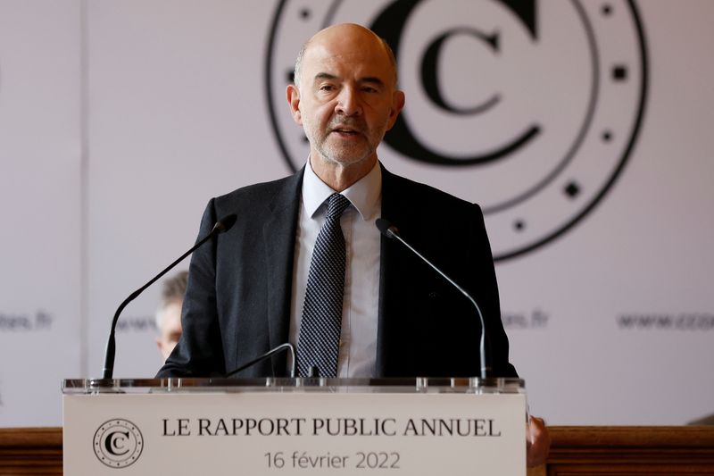 &copy; Reuters. FILE PHOTO: French First President of the Cour des Comptes Pierre Moscovici speaks during a news conference to present the annual financial report of the Court of Auditors (Cour des Comptes) in Paris, France, February 16, 2022. REUTERS/Benoit Tessier