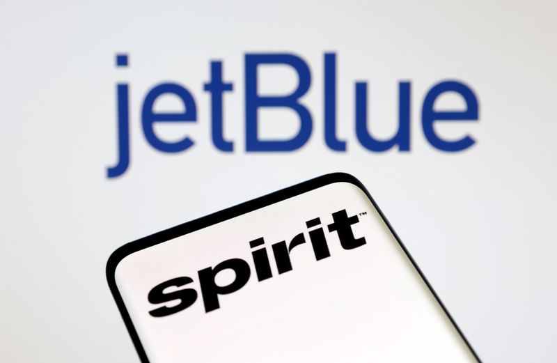 &copy; Reuters. FILE PHOTO: Spirit Airlines and jetBlue Airways logos in this illustration taken, June 21, 2022. REUTERS/Dado Ruvic/Illustrations