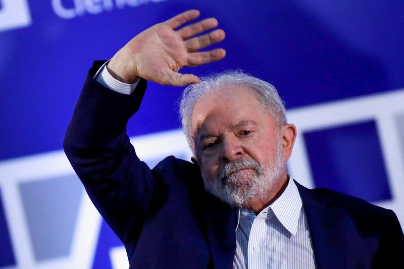 &copy; Reuters. Ex-presidente e candidato à reeleição Luiz Inácio Lula da Silva (PT) em Brasília
28/07/2022
REUTERS/Adriano Machado