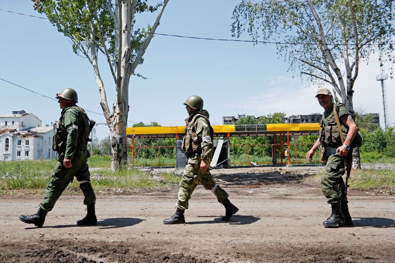 &copy; Reuters. 　７月２９日、ウクライナ軍は、東部ドネツク州の親ロシア派勢力支配地域の拘留施設をミサイル攻撃したとのロシア国防省の主張を否定し、攻撃したのはロシア軍だと反論した。ルガンス