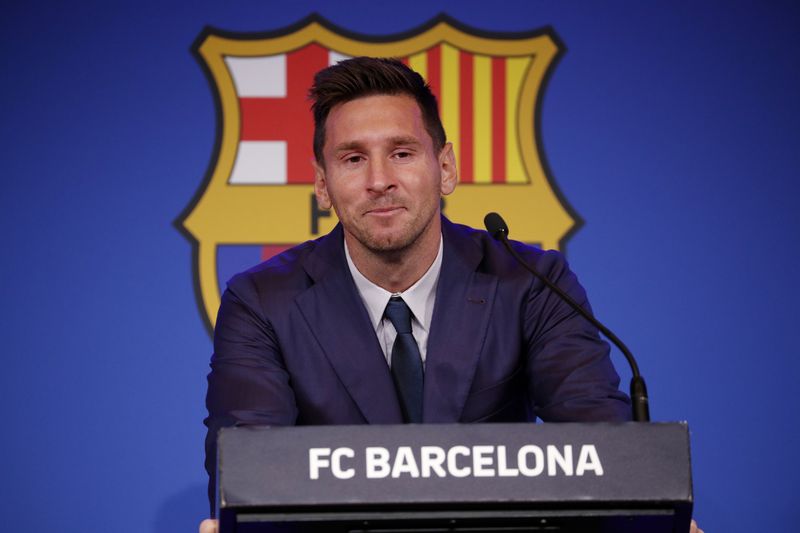 &copy; Reuters. IMAGEN DE ARCHIVO. Lionel Messi durante una conferencia de prensa del FC Barcelona, Camp Nou, Barcelona, España - Agosto 8, 2021. REUTERS/Albert Gea