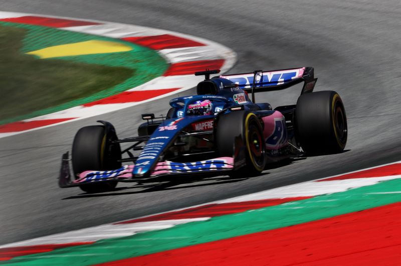 &copy; Reuters. Fernando Alonso pilota carro da Alpine durante treino para o Grande Prêmio da Áustria de Fórmula 1
08/07/2022 REUTERS/Florion Goga