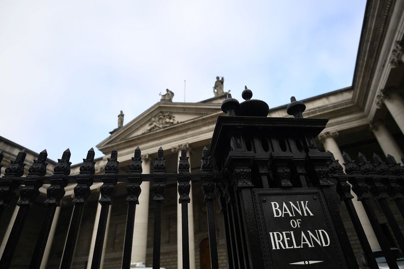 &copy; Reuters. General view of a branch of the Bank of Ireland in Dublin, Ireland, March 1, 2021. REUTERS/Clodagh Kilcoyne