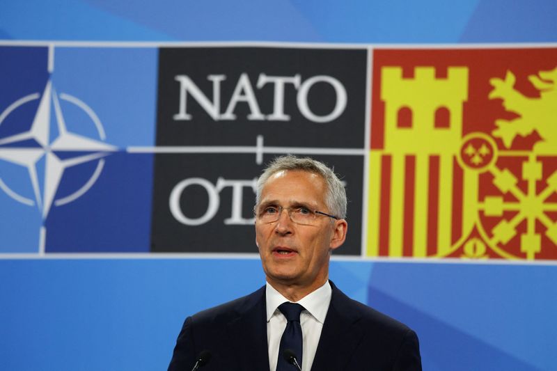 &copy; Reuters. FOTO DE ARCHIVO. El secretario general de la OTAN, Jens Stoltenberg, habla durante una rueda de prensa en una cumbre de la OTAN en Madrid, España. 30 de junio de 2022. REUTERS/Violeta Santos Moura