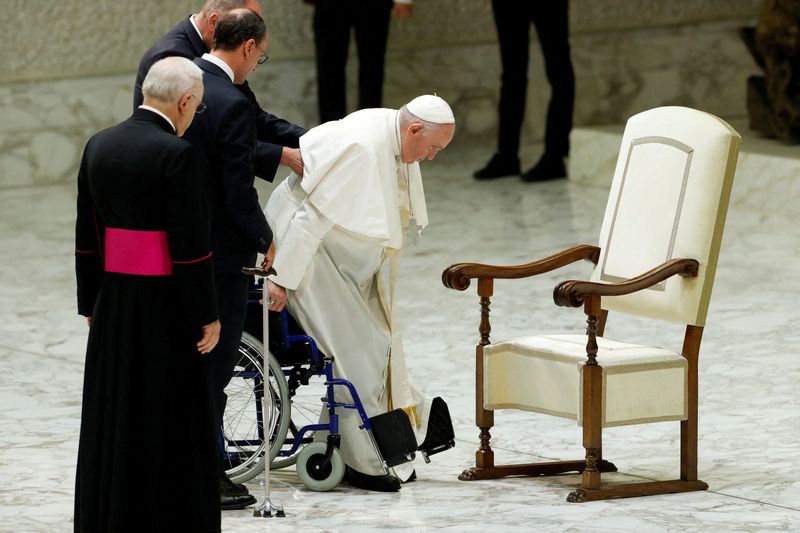 Pope Francis, slows down as he ages, appoints personal medical assistant