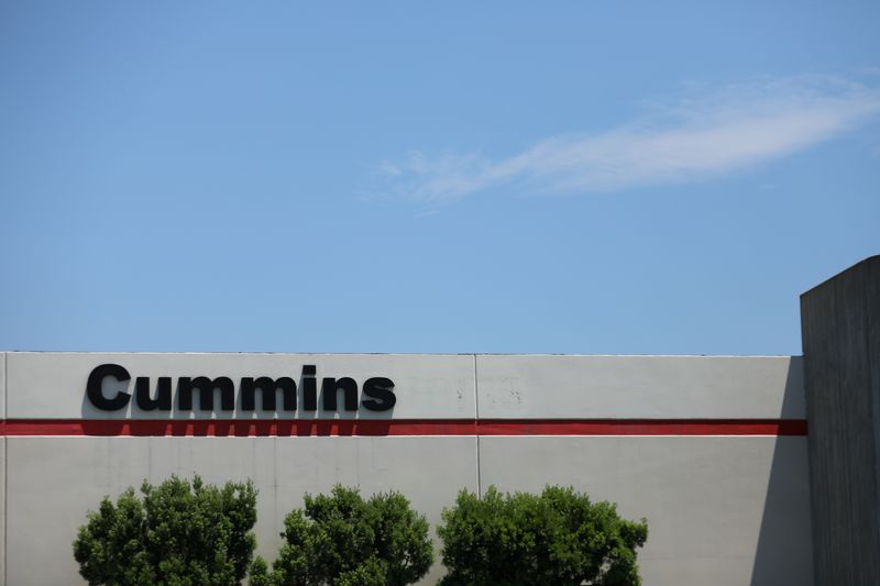 &copy; Reuters. FILE PHOTO: A Cummins building is shown in Irvine , California, U.S.,  August 1 , 2017.  REUTERS/Mike Blake