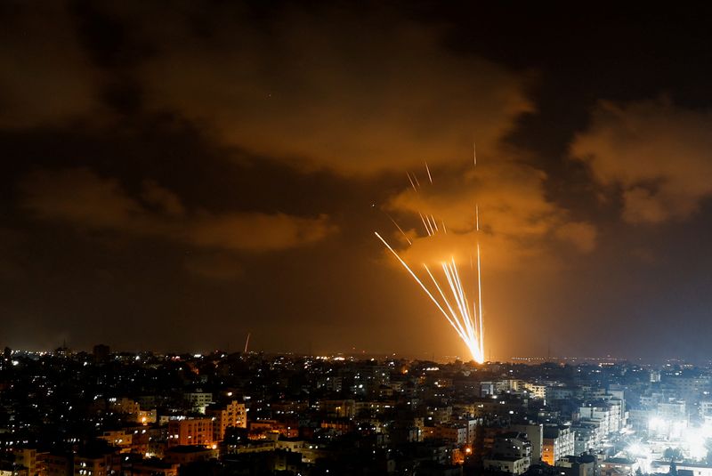 Palestinian militants fire rockets at Israel after Gaza air strikes