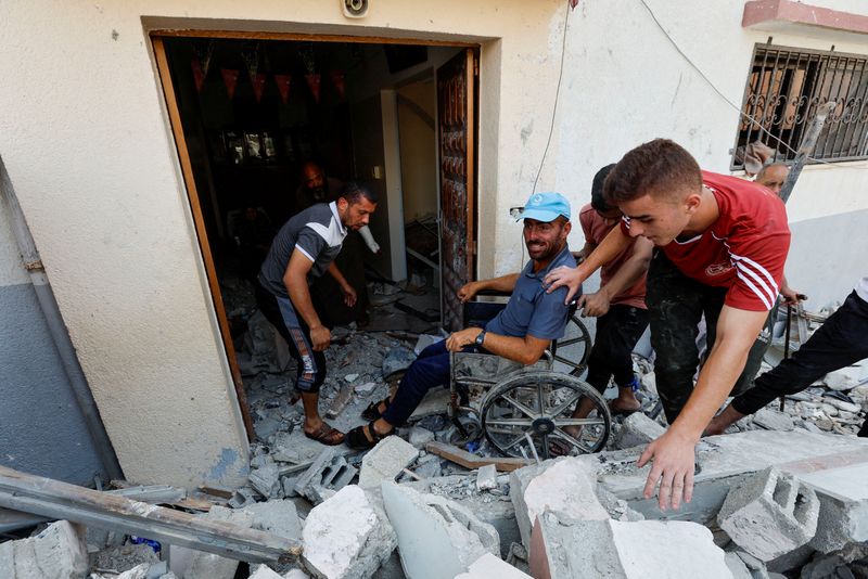 Gazans said they got 15 minute warning before Israeli strikes destroyed homes