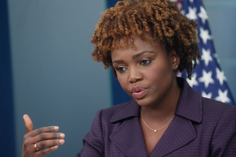 &copy; Reuters. White House Press Secretary Karine Jean-Pierre holds a press briefing at the White House in Washington, U.S., August 5, 2022. REUTERS/Leah Millis