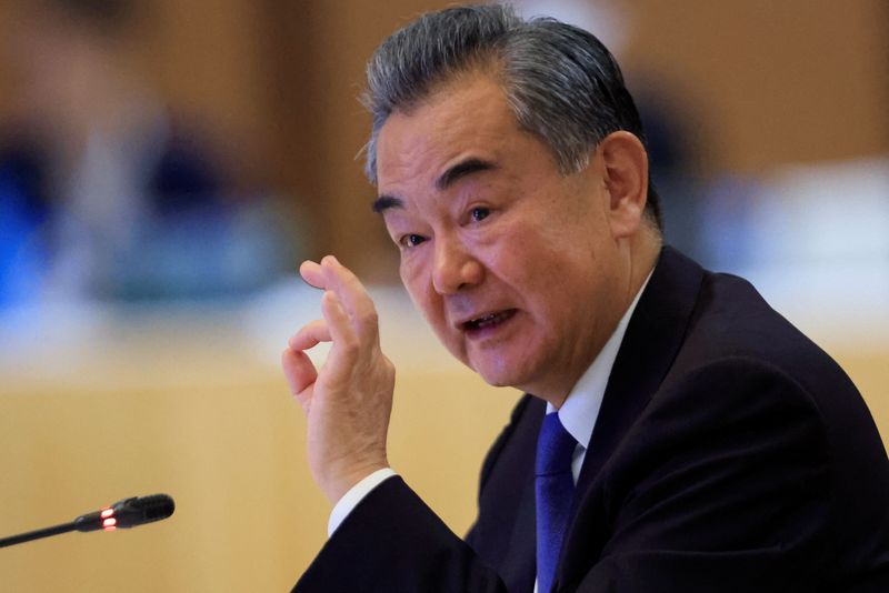 &copy; Reuters. FILE PHOTO: Chinese Foreign Minister Wang Yi attends the ASEAN Foreign Ministers Meeting in Phnom Penh, Cambodia August 4, 2022. REUTERS/Soe Zeya Tun