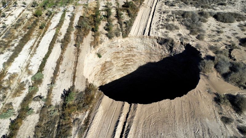Chile sinkhole grows large enough to swallow France's Arc de Triomphe