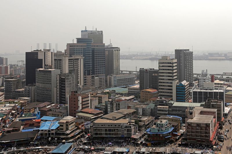 &copy; Reuters. FILE PHOTO: A general view shows the central business district in Nigeria's commercial capital of Lagos, Nigeria February 10, 2019. Picture taken February 10, 2019.  REUTERS/Nyancho NwaNri/File Photo