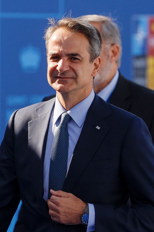 &copy; Reuters. رئيس الوزراء اليوناني كيرياكوس ميتسوتاكيس في مدريد يوم 30 يونيو حزيران 2022. تصوير: سوزانا فيرا - رويترز. 