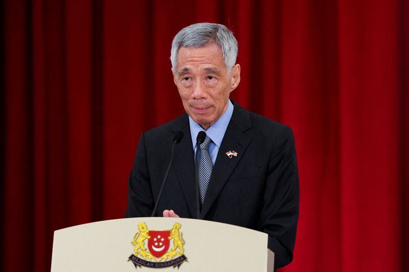 シンガポール首相、米中間の誤算リスク警告　「嵐が迫っている」