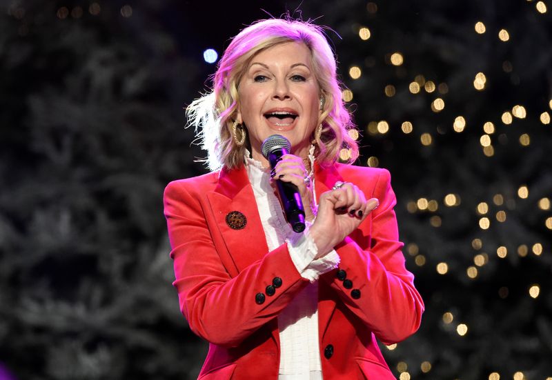 &copy; Reuters. Olivia Newton-John durante show de Natal em Hollywood em 2016
27/11/2016
REUTERS/Phil McCarten