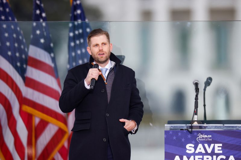 &copy; Reuters. FILE PHOTO: Eric Trump, son of U.S. President Donald Trump, speaks as supporters of U.S. President Donald Trump gather by the White House ahead of Trump's speech to contest the certification by the U.S. Congress of the results of the 2020 U.S. presidentia