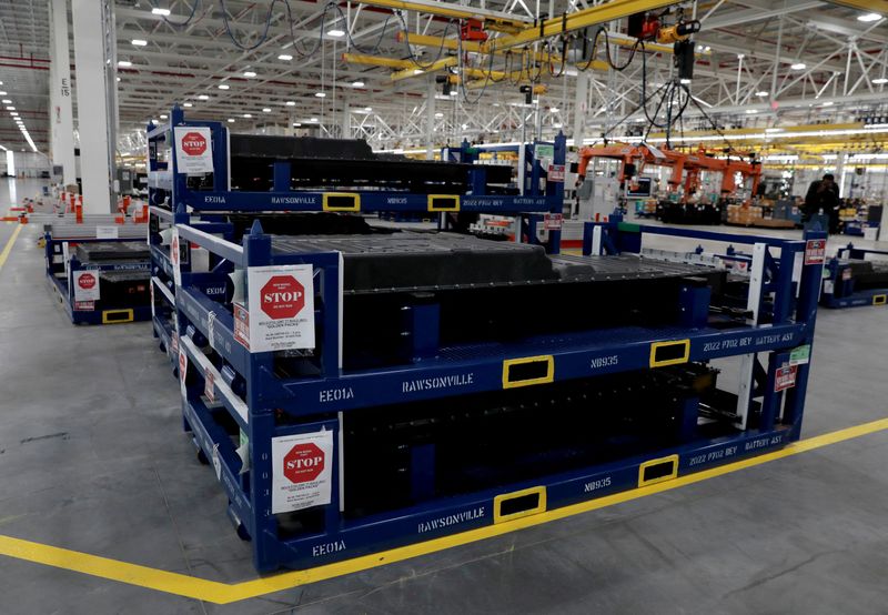 &copy; Reuters. FILE PHOTO: Batteries to Ford all-electric F-150 Lightning truck prototypes are seen at the Rouge Electric Vehicle Center in Dearborn, Michigan, U.S. September 16, 2021.   REUTERS/Rebecca Cook/File Photo