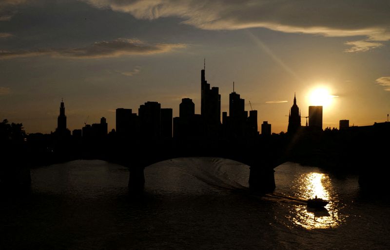 &copy; Reuters. Panoramica dello skyline di Francoforte.  REUTERS/Kai Pfaffenbach