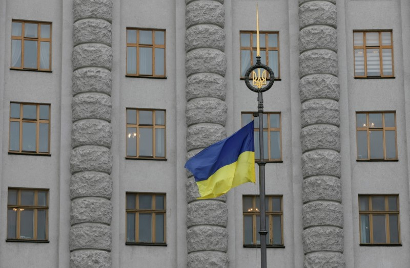 ウクライナ国債保有者、2年間の支払い凍結で合意　デフォルト回避の公算